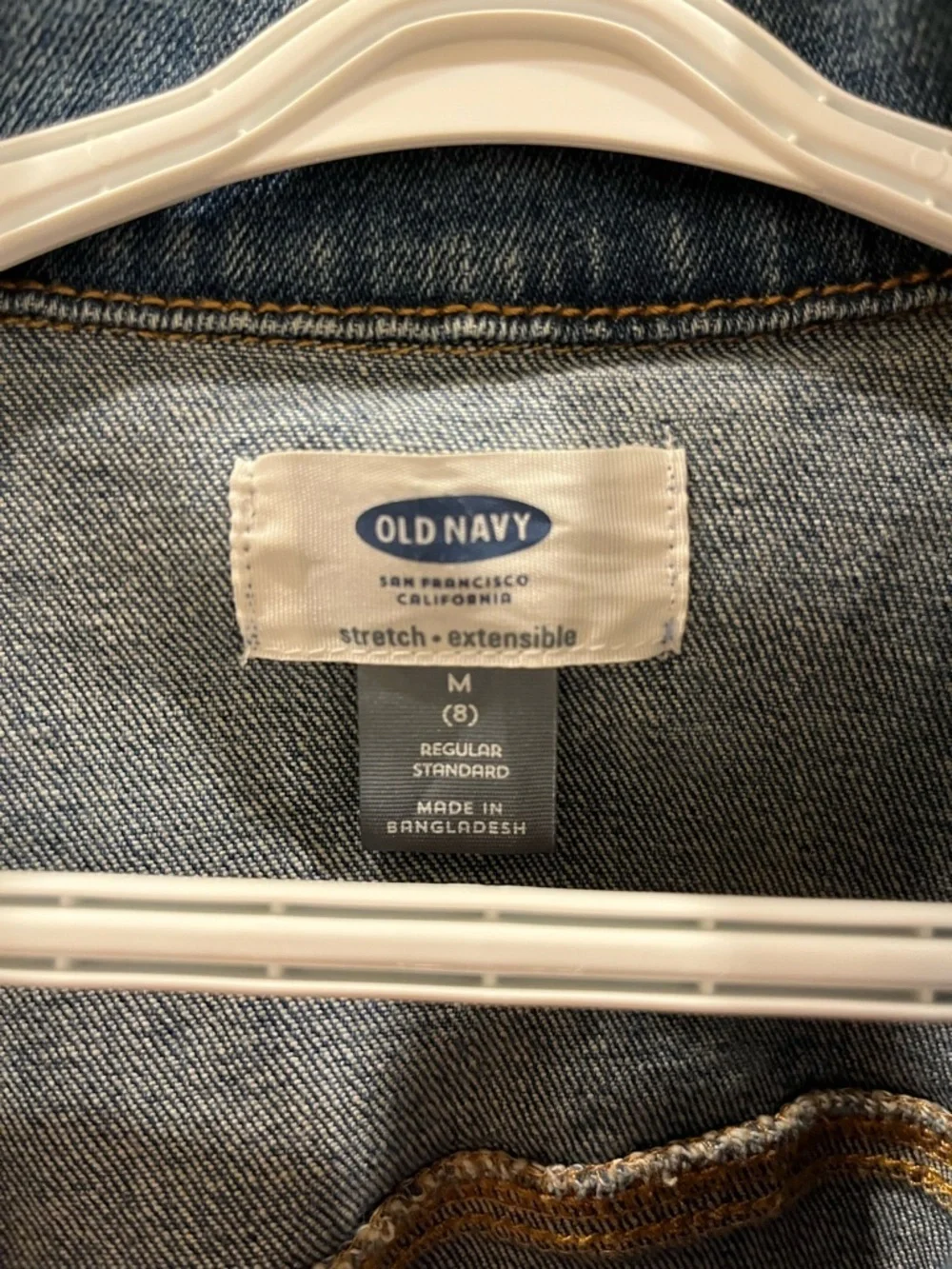 Size M (8) denim jacket by Old Navy